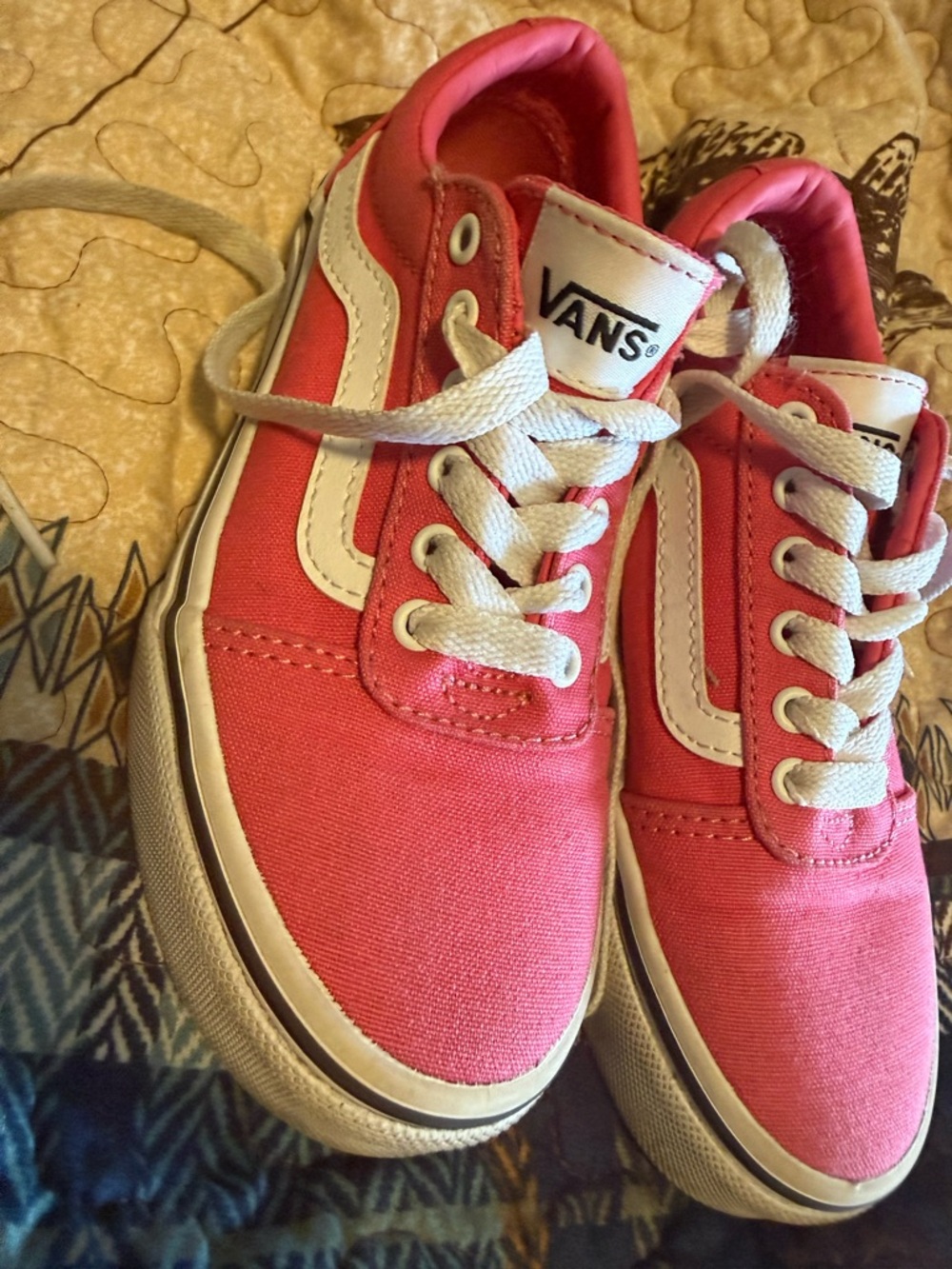 Toddler pink shoes size 12
